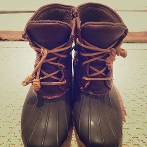 Sperry Women’s Saltwater Duck boot (brown/tan)
